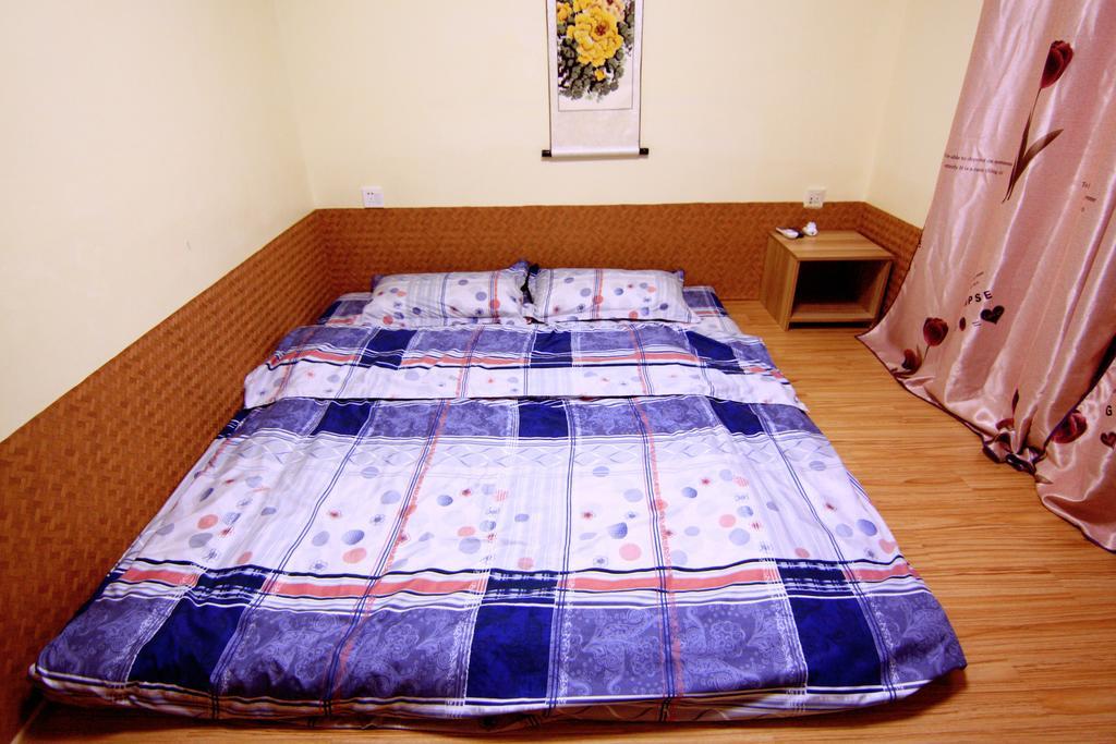 Lan Shan Chu Youth Hostel Yangshuo Habitación foto